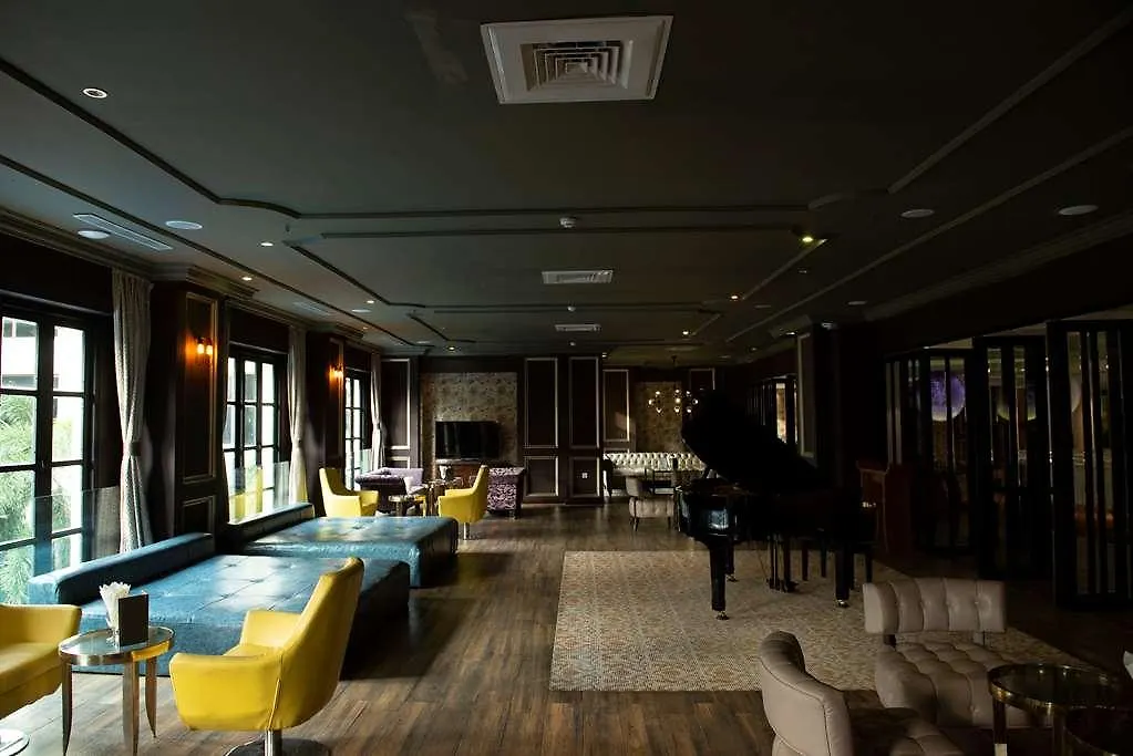 The Rose Garden Hotel Yangon