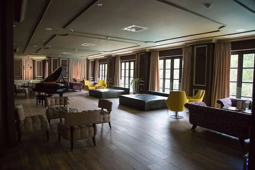 The Rose Garden Hotel Yangon