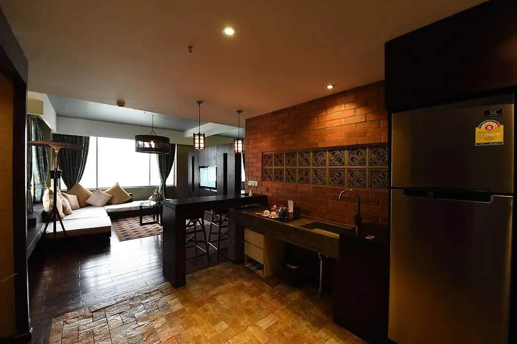 The Rose Garden Hotel Yangon 0*,